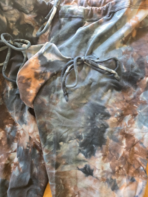 Brown/Teal Ice Dye 39-42w x 32i